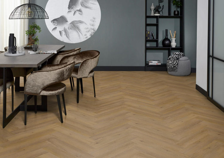 YUP Leyton visgraat plak PVC dark oak - Matteo studio B.V.