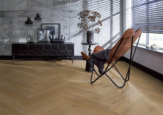 YUP Leyton visgraat plak PVC dark oak - Matteo studio B.V.